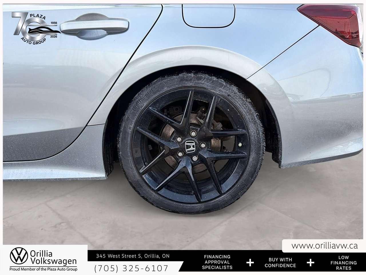 2025 Honda Civic Sport 200 HP Hybrid   Power Moonroof   Heated Seats / Photo3