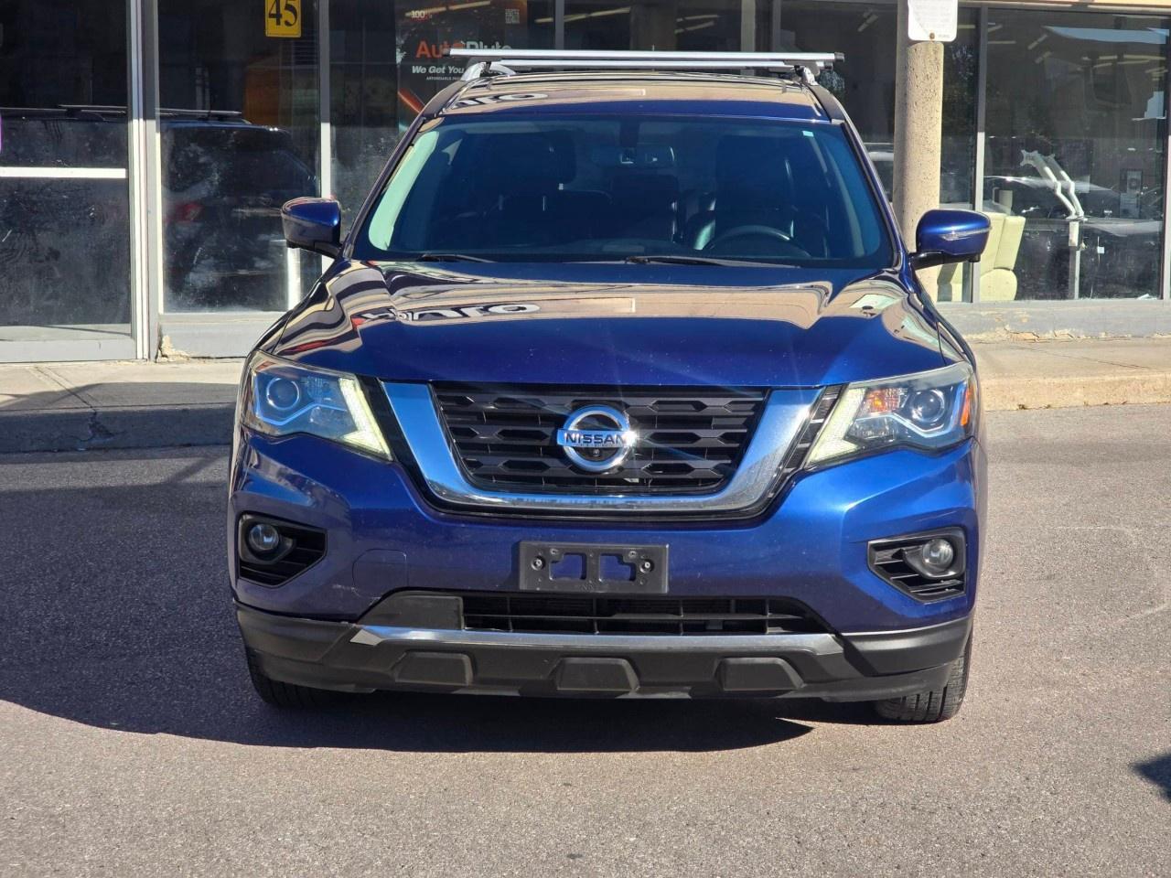 2017 Nissan Pathfinder 4WD 4DR SL Photo2