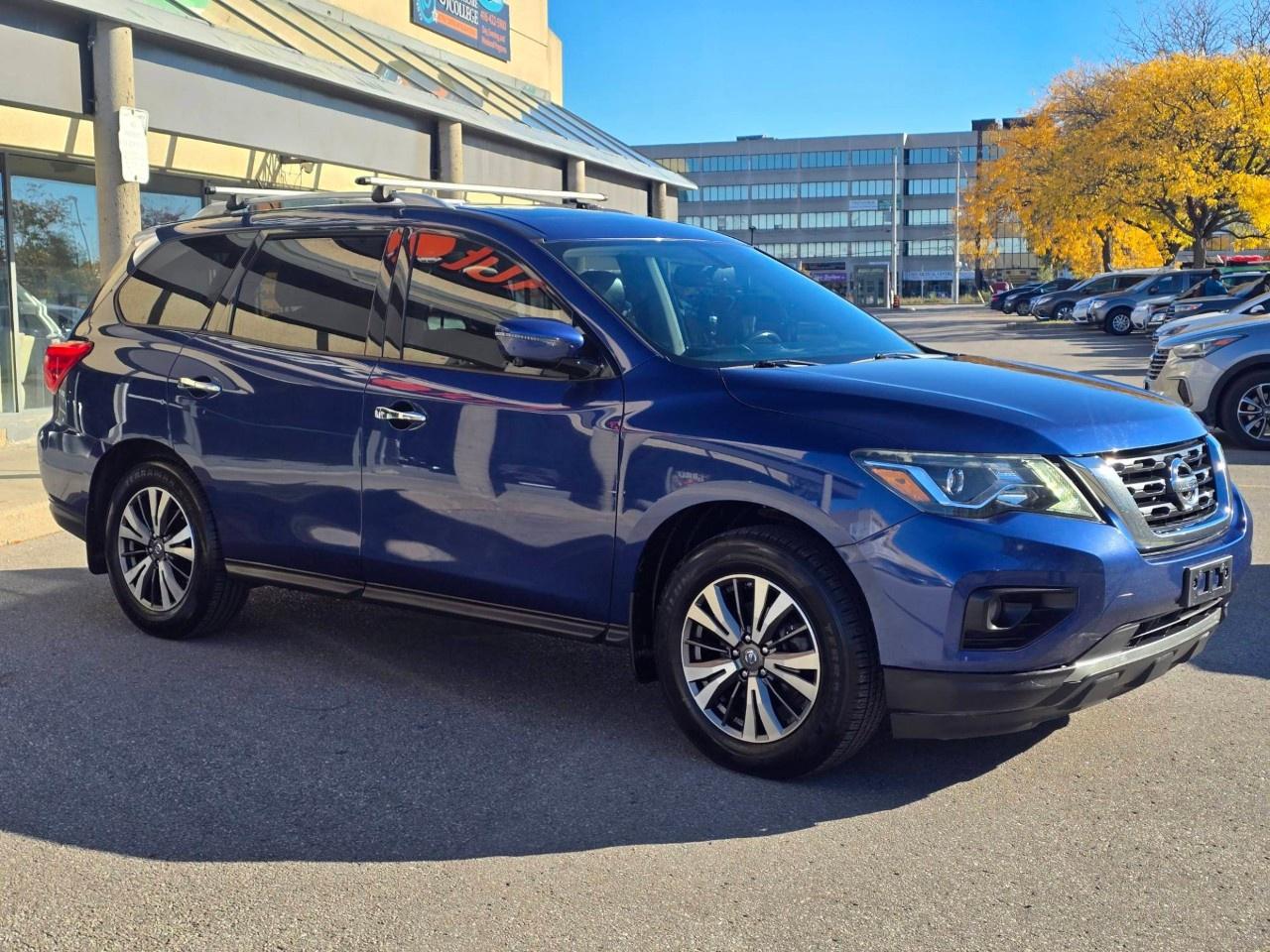 2017 Nissan Pathfinder 4WD 4DR SL Photo