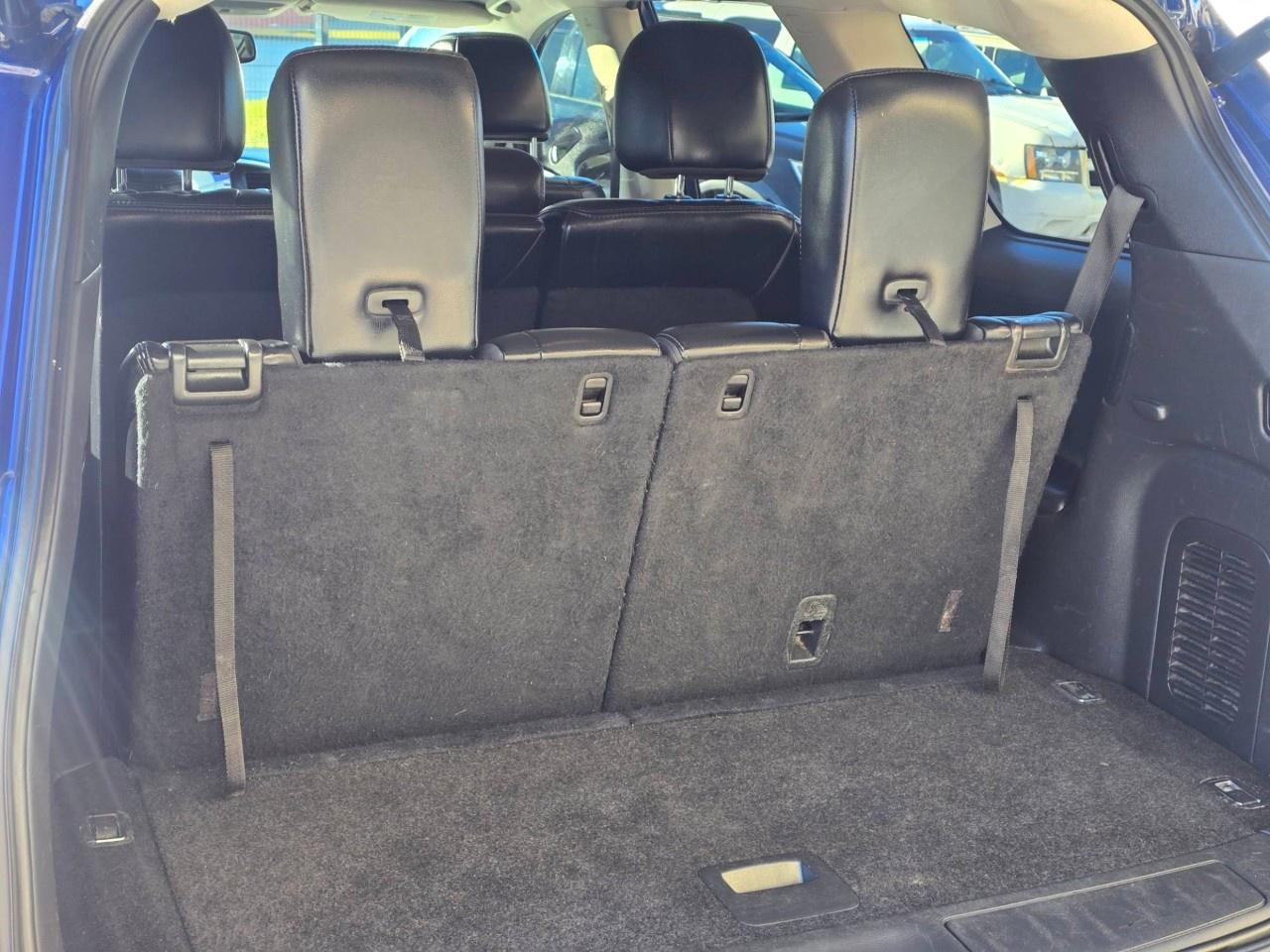 2017 Nissan Pathfinder 4WD 4DR SL Photo