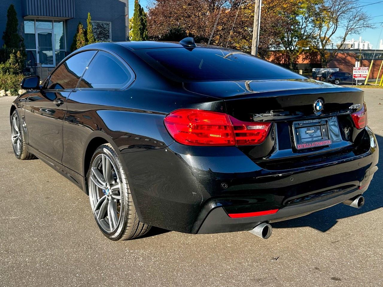 2016 BMW 4 Series 435i Coupe / One Owner / Full options Photo