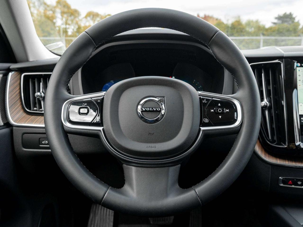 2024 Volvo XC60 PLUS^Off Lease^Low km^Harman Kardon^Rate fr 3.49%* Photo