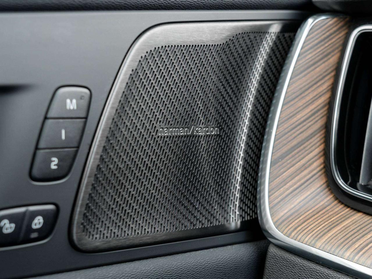 2024 Volvo XC60 PLUS^Off Lease^Low km^Harman Kardon^Rate fr 3.49%* Photo