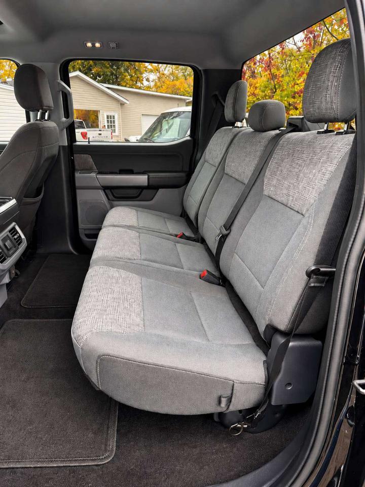 2022 Ford F-150 XLT 5.0L V8 COYOTE   B6   6.5' BOX   301A Photo
