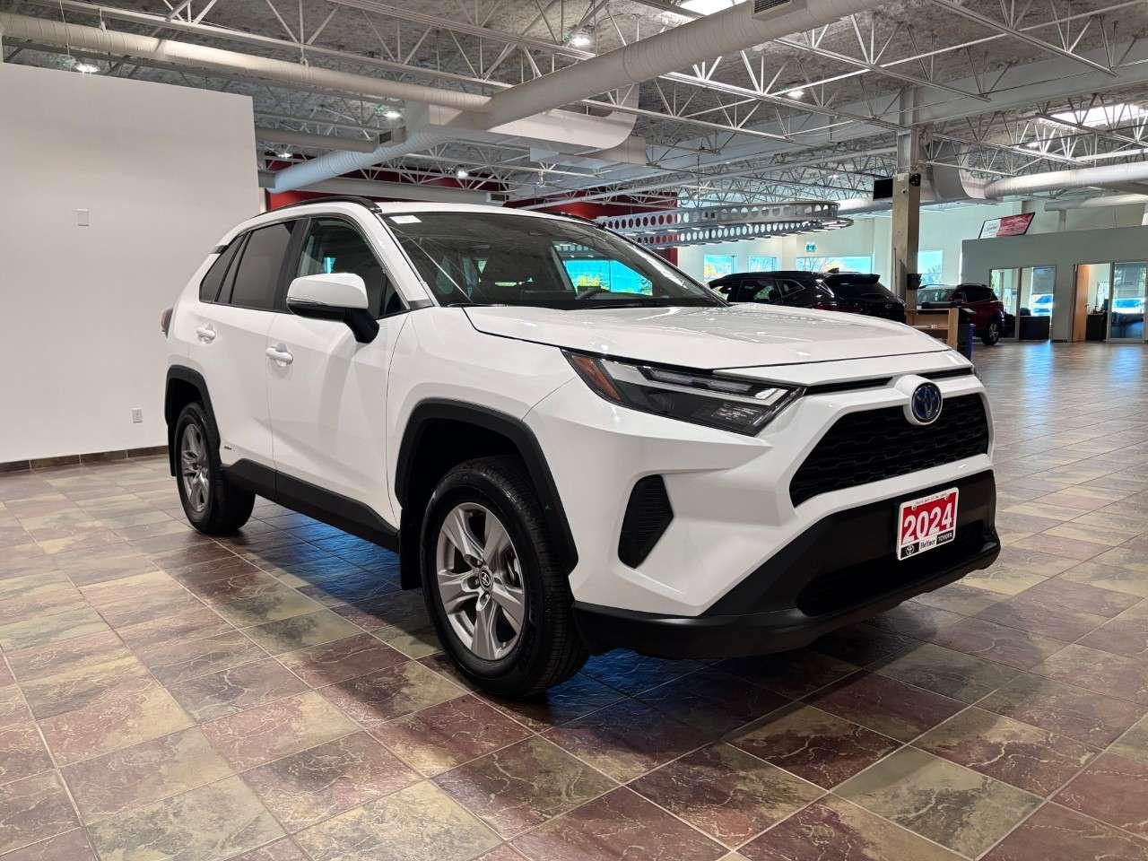 2024 Toyota RAV4 Hybrid XLE AWD Photo