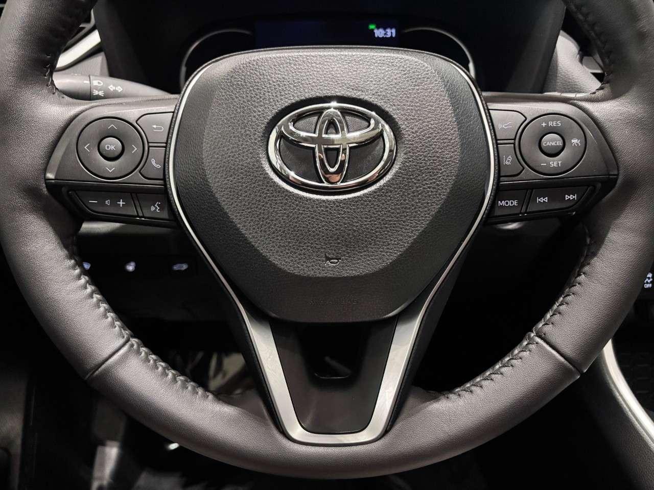 2024 Toyota RAV4 Hybrid XLE AWD Photo
