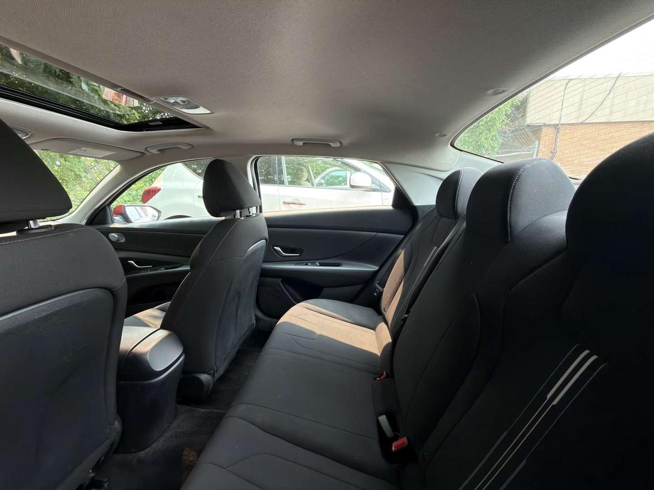 2022 Hyundai Elantra Preferred Sun&Tech   Blind Spot   Htd Steering Photo