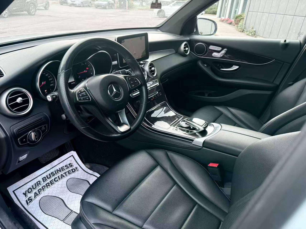 2019 Mercedes-Benz GLC AWD   Back-Up Camera   Navigation   Heated Seat Photo