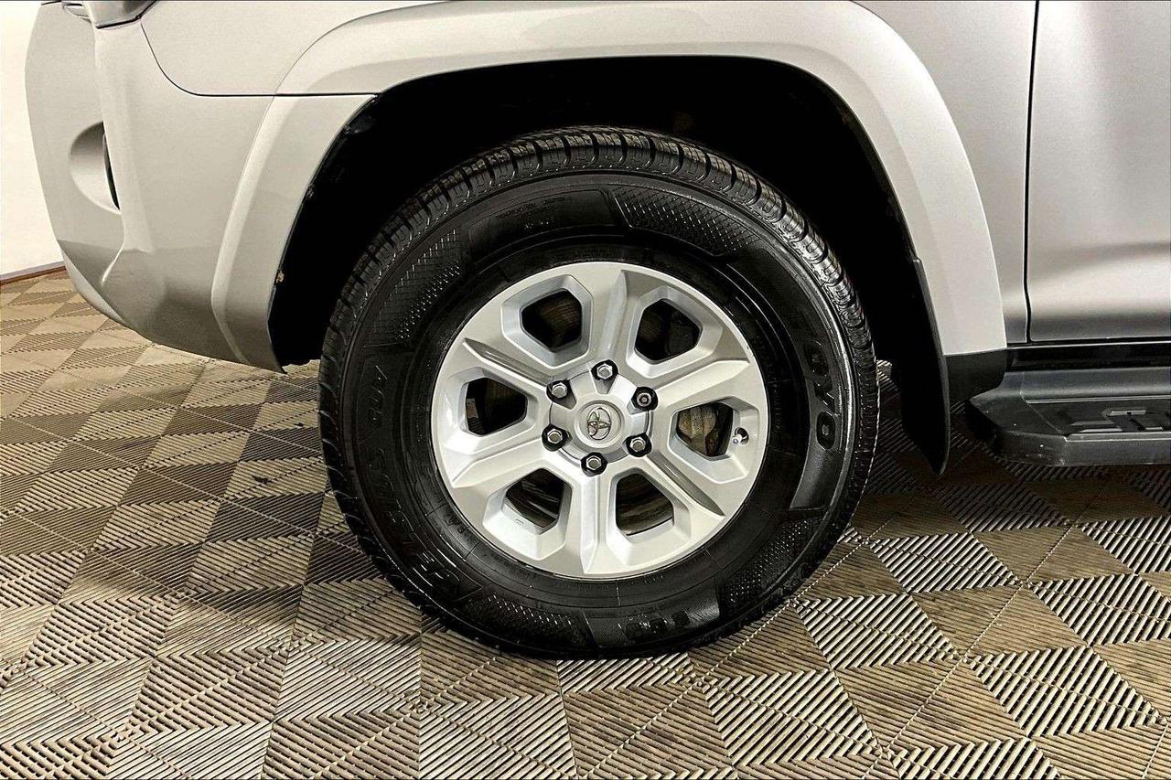2022 Toyota 4Runner 4WD Photo