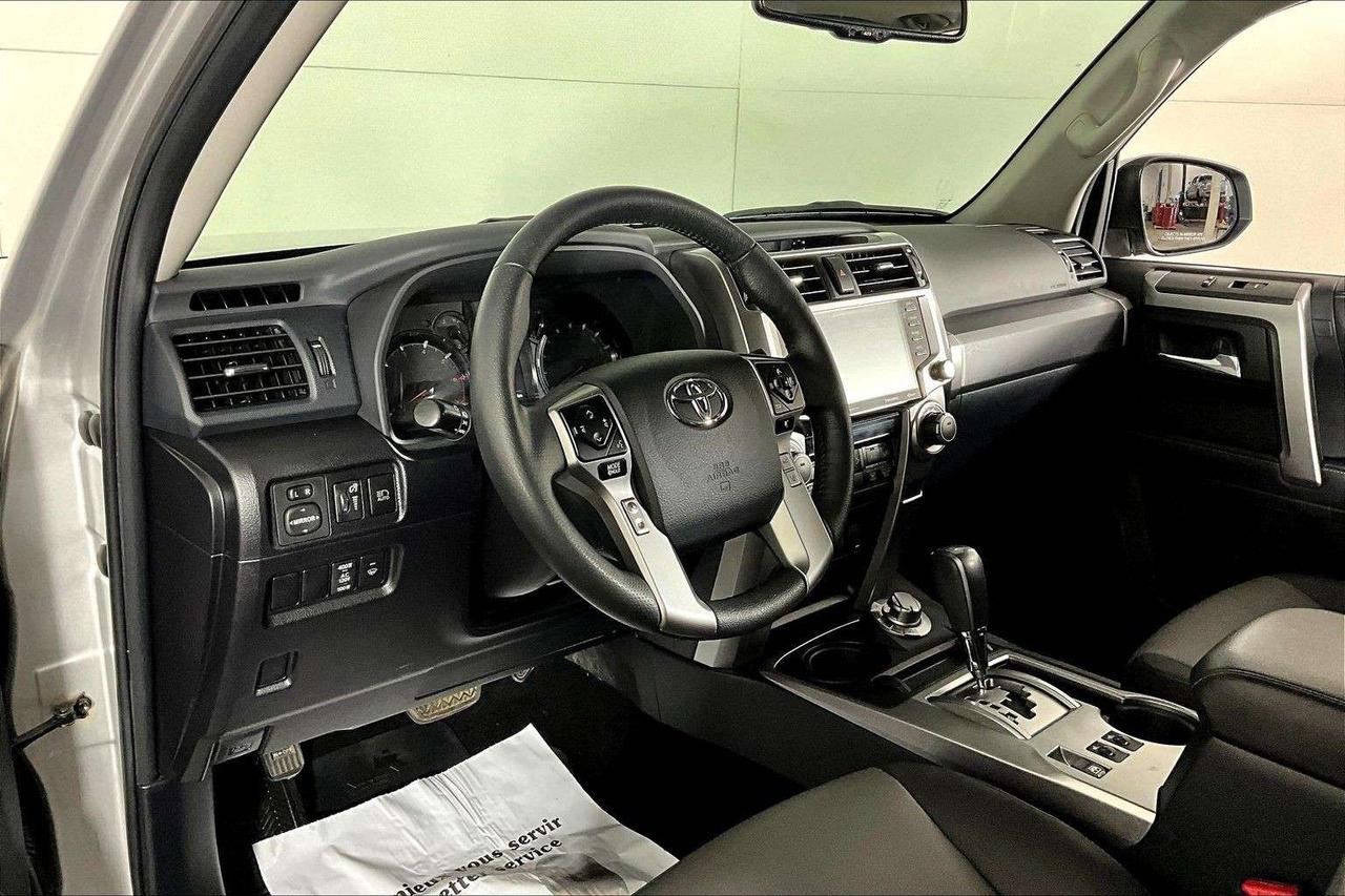 2022 Toyota 4Runner 4WD Photo