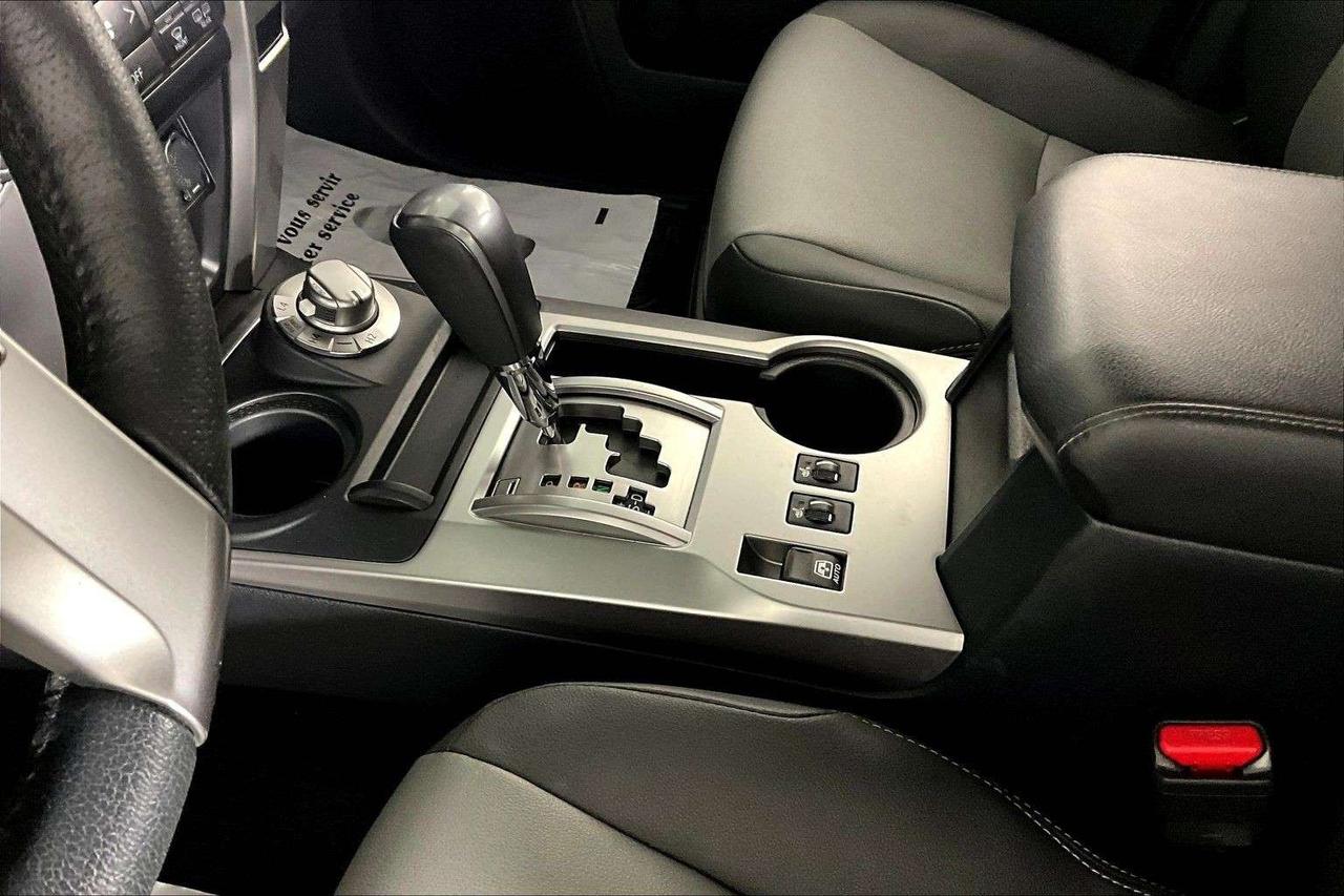 2022 Toyota 4Runner 4WD Photo