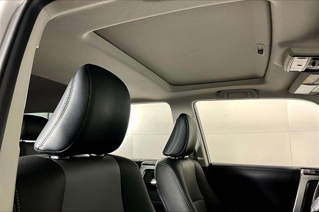 2022 Toyota 4Runner 4WD Photo