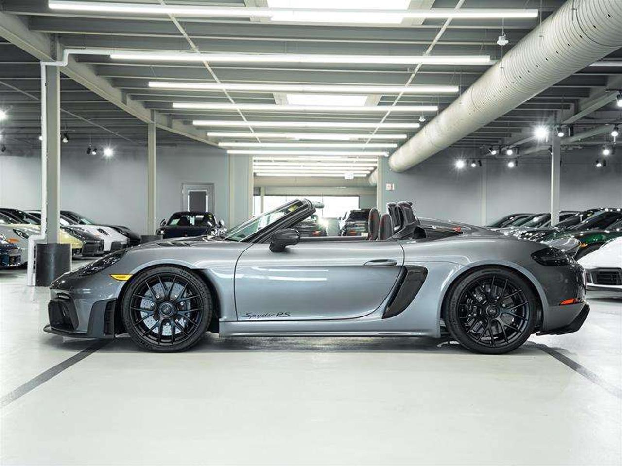 2025 Porsche 718 Spyder RS Roadster Photo