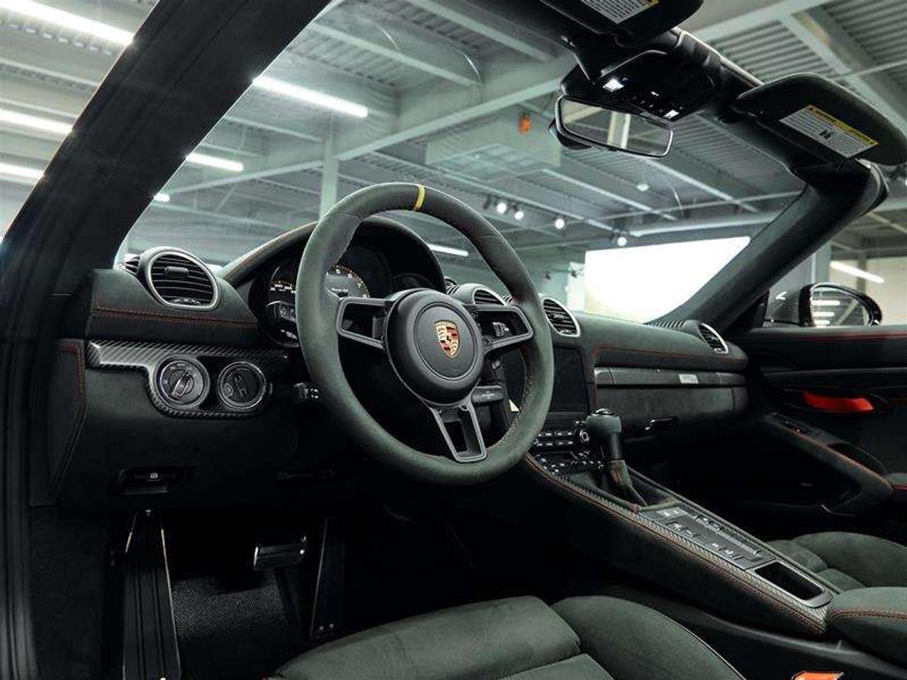 2025 Porsche 718 Spyder RS Roadster Photo