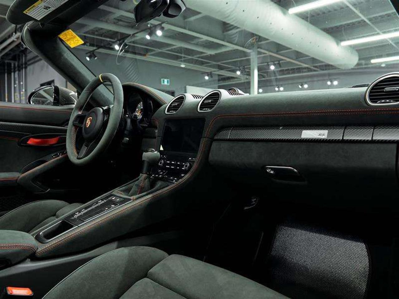2025 Porsche 718 Spyder RS Roadster Photo
