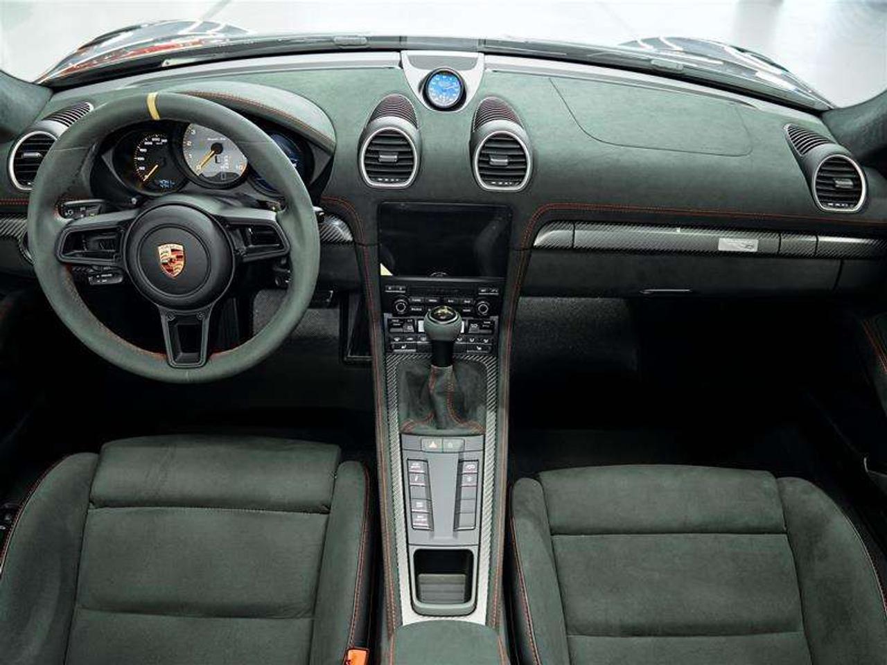 2025 Porsche 718 Spyder RS Roadster Photo