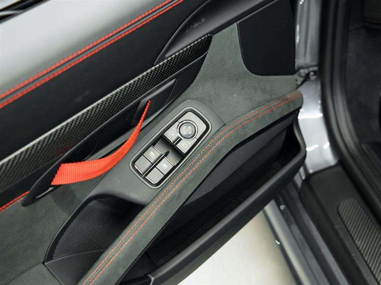 2025 Porsche 718 Spyder RS Roadster Photo