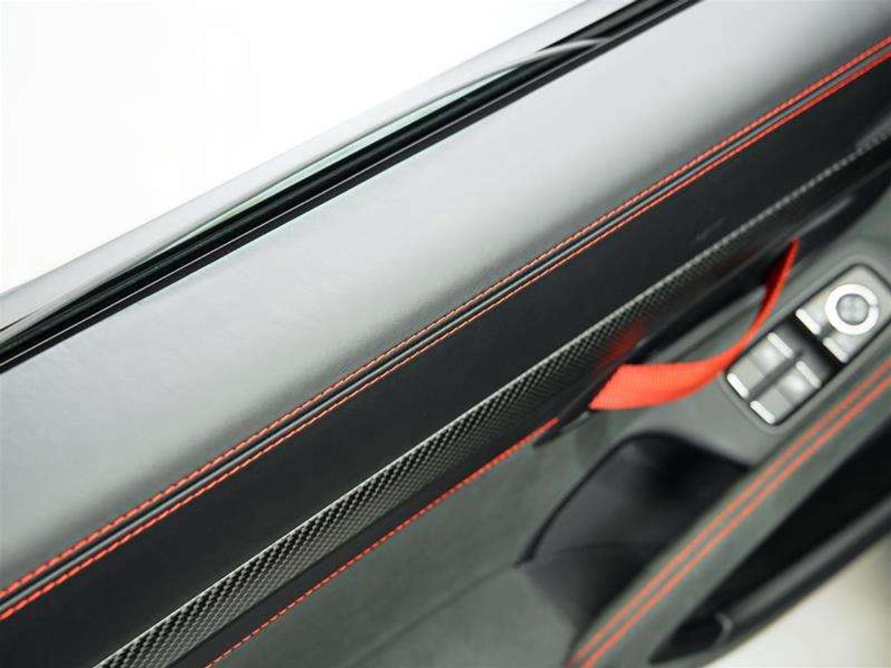 2025 Porsche 718 Spyder RS Roadster Photo