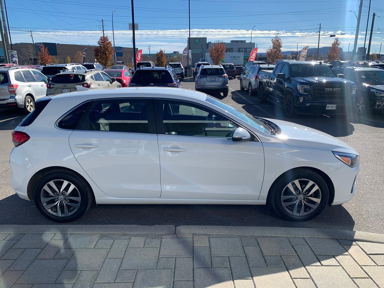2020 Hyundai Elantra GT Preferred 4dr Hatchback Photo