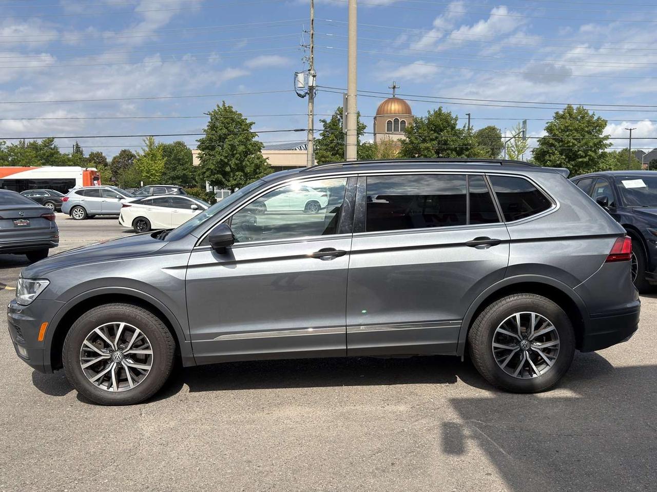 2020 Volkswagen Tiguan COMFORTLINE 4MOTION   Leather   Pano Roof   Htd Seats Photo2