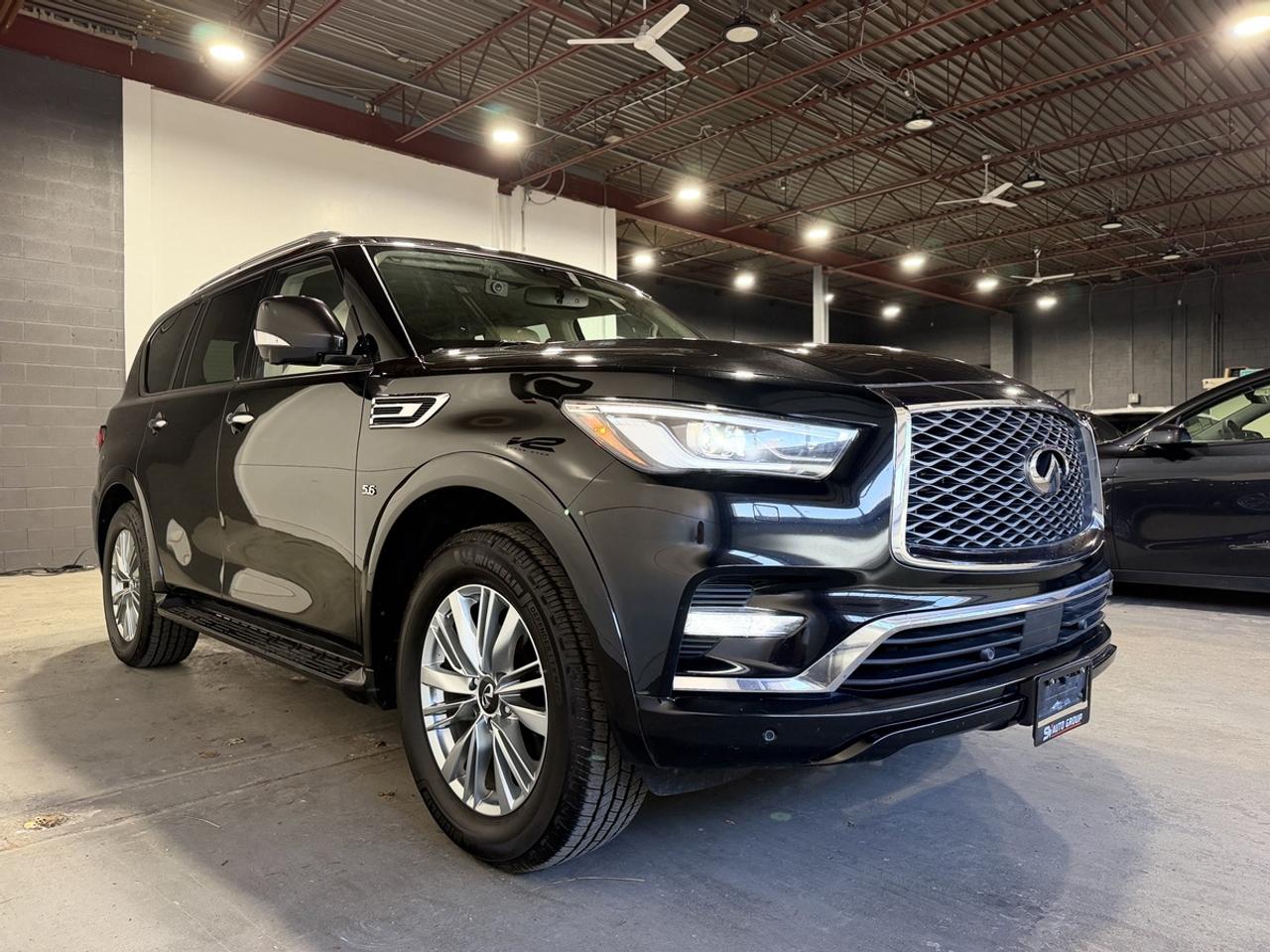 2019 Infiniti QX80 LUXE Photo