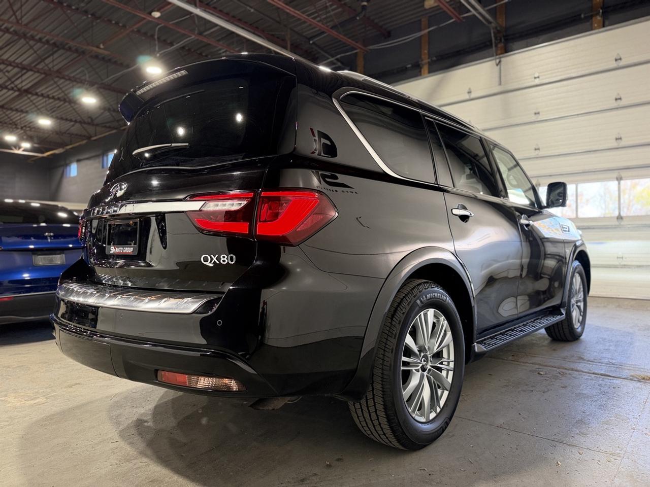 2019 Infiniti QX80 LUXE Photo