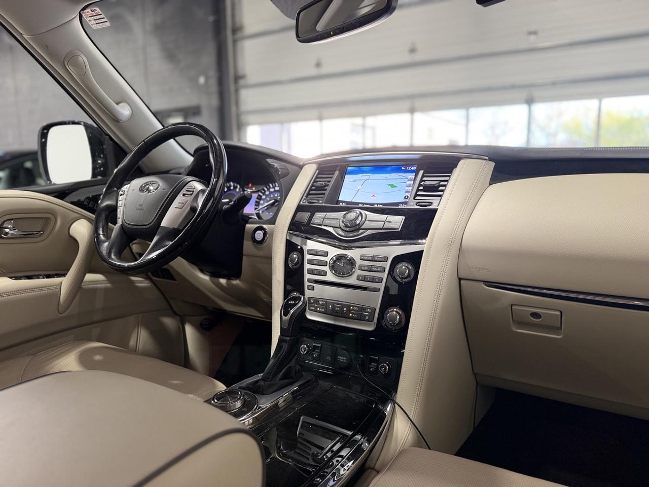 2019 Infiniti QX80 LUXE Photo