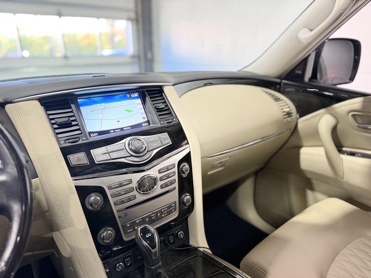 2019 Infiniti QX80 LUXE Photo