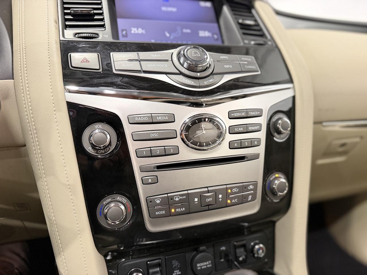 2019 Infiniti QX80 LUXE Photo