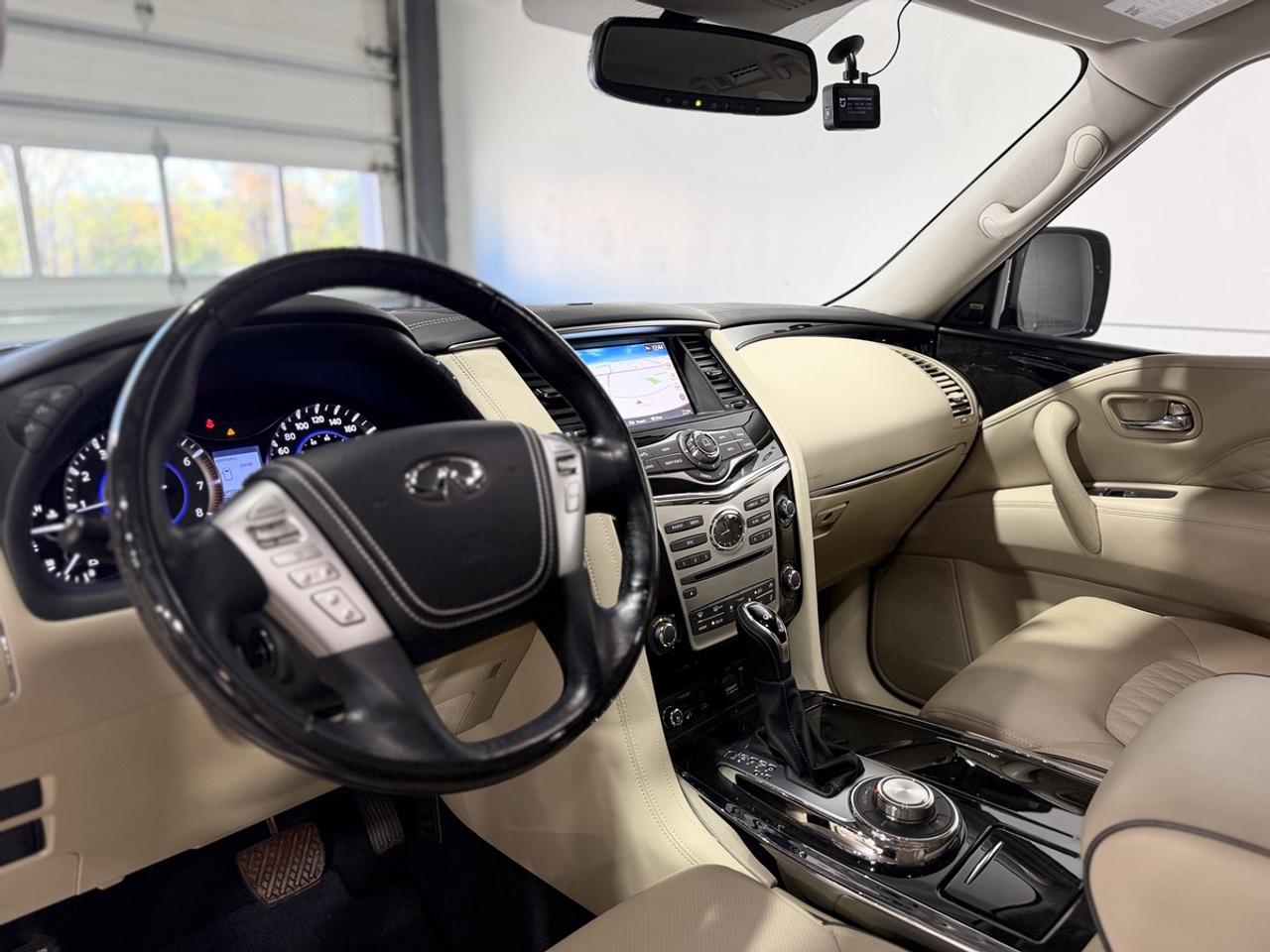 2019 Infiniti QX80 LUXE Photo