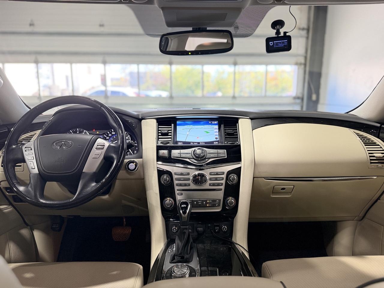 2019 Infiniti QX80 LUXE Photo