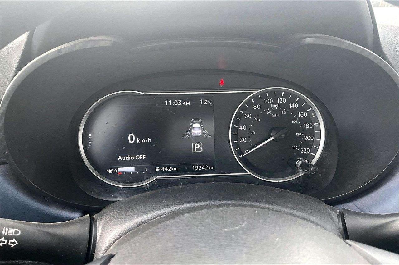 2024 Nissan Versa SC FWD /CARPLAY / BACK UP CAMERA Photo
