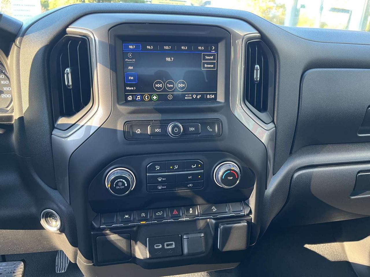 2023 Chevrolet Silverado 1500 Custom Trail Boss Photo