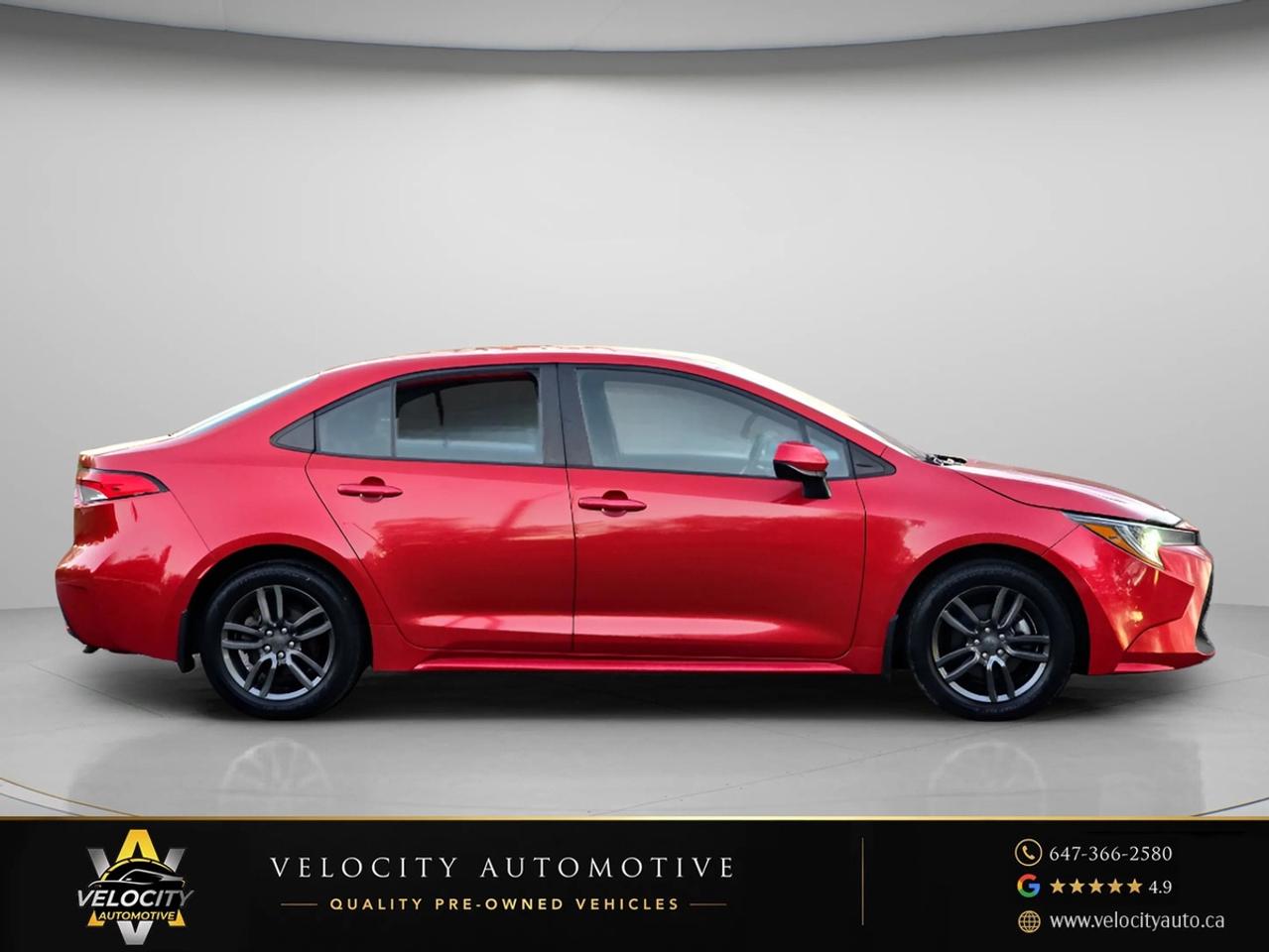 2020 Toyota Corolla LE Photo