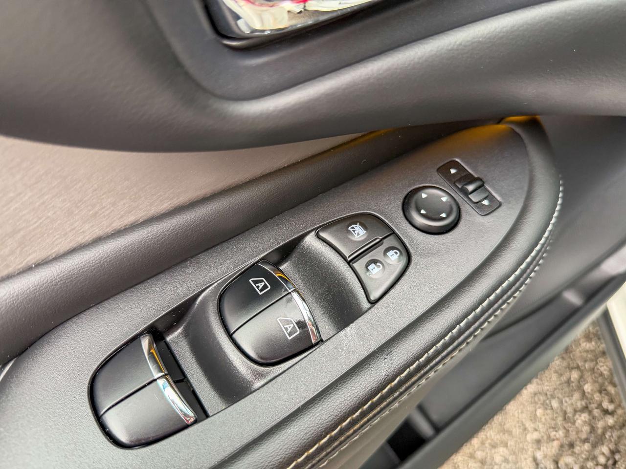 2019 Nissan Murano SL-AWD/1 OWNER/LOW KM/NAVI/BSM/REMOTE/ROOF/CAMERA Photo