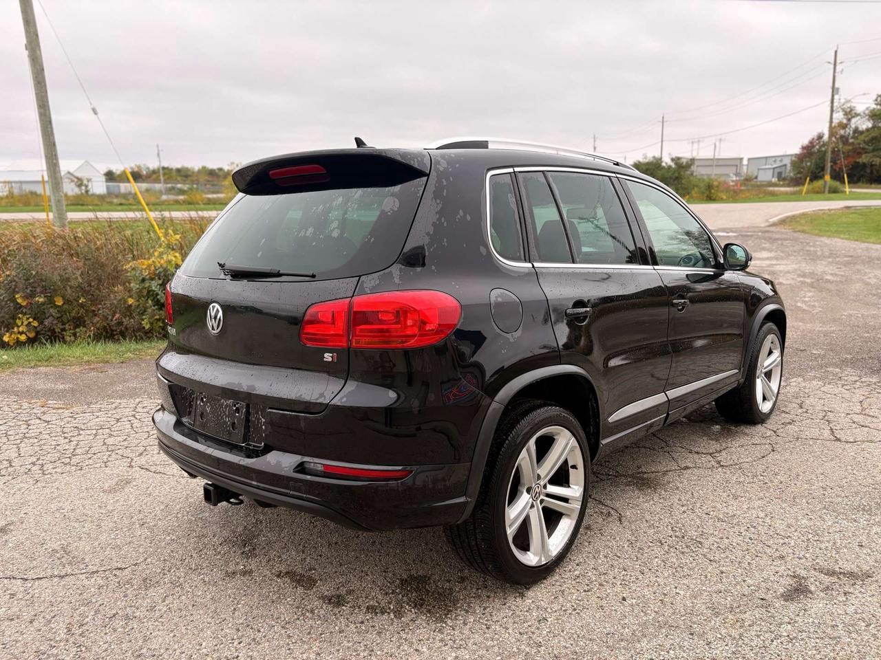 2016 Volkswagen Tiguan 4MOTION 4dr Auto Comfortline Photo