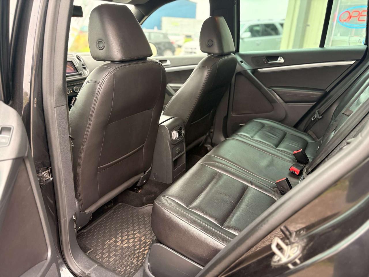 2016 Volkswagen Tiguan 4MOTION 4dr Auto Comfortline Photo