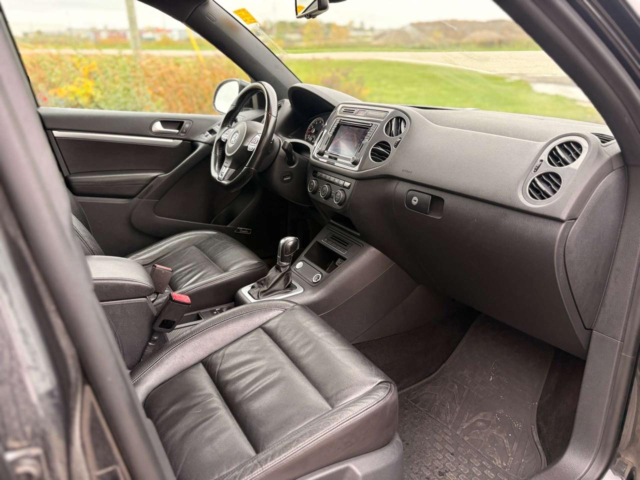 2016 Volkswagen Tiguan 4MOTION 4dr Auto Comfortline Photo