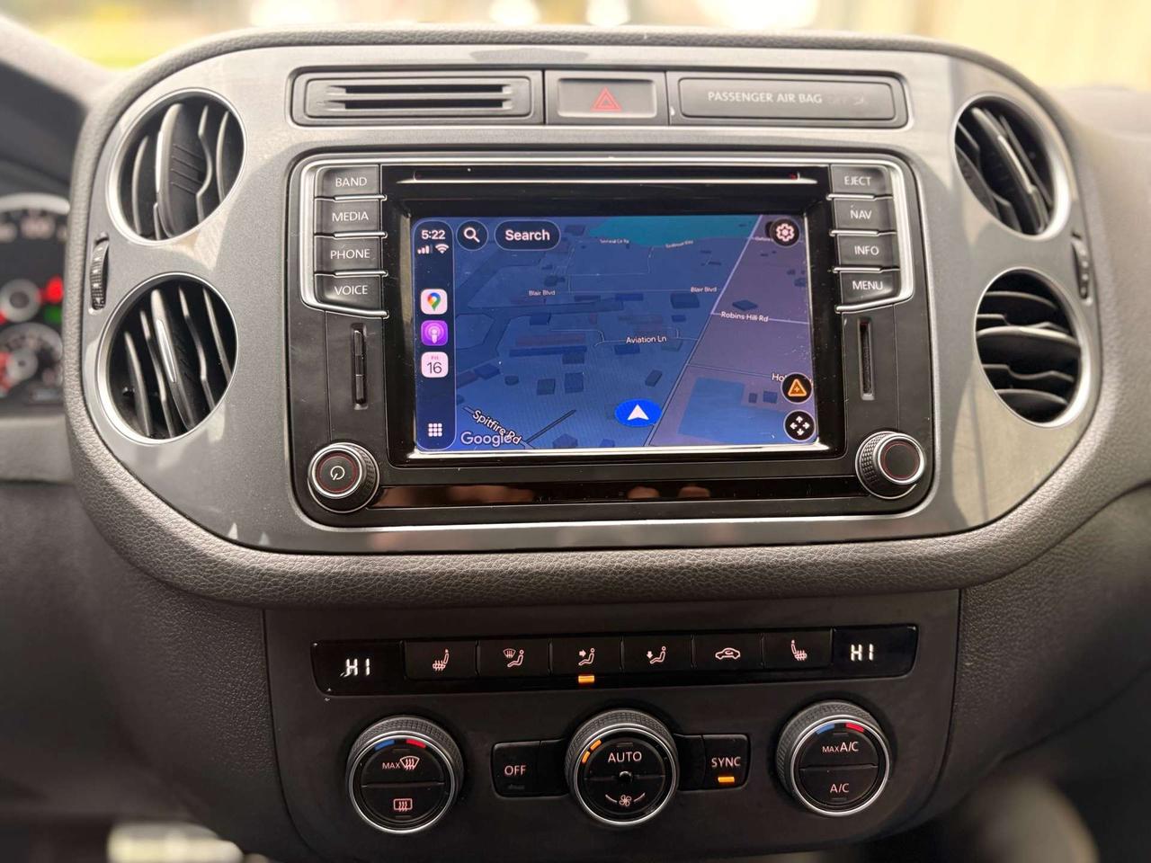 2016 Volkswagen Tiguan 4MOTION 4dr Auto Comfortline Photo