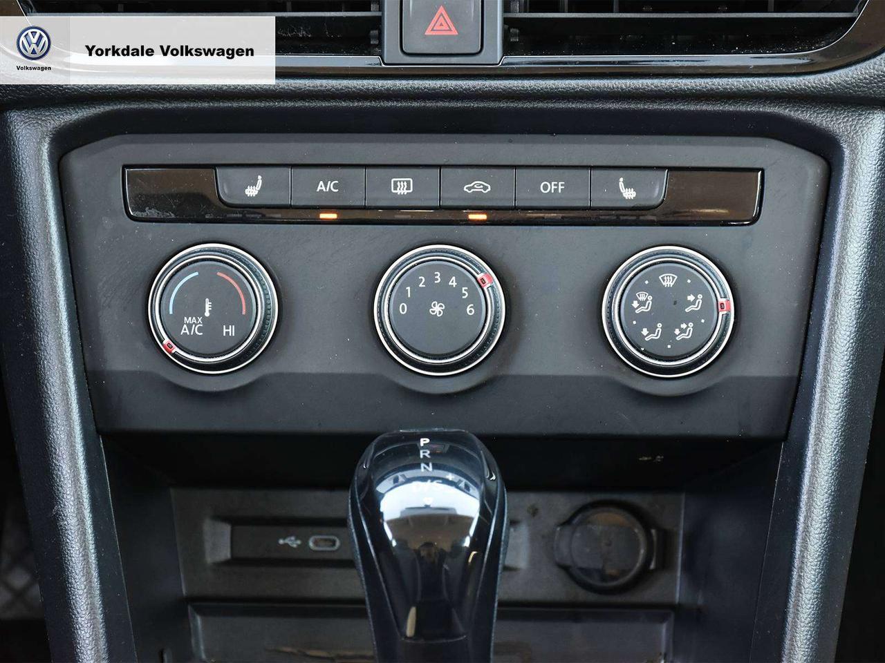 2022 Volkswagen Taos Trendline Photo