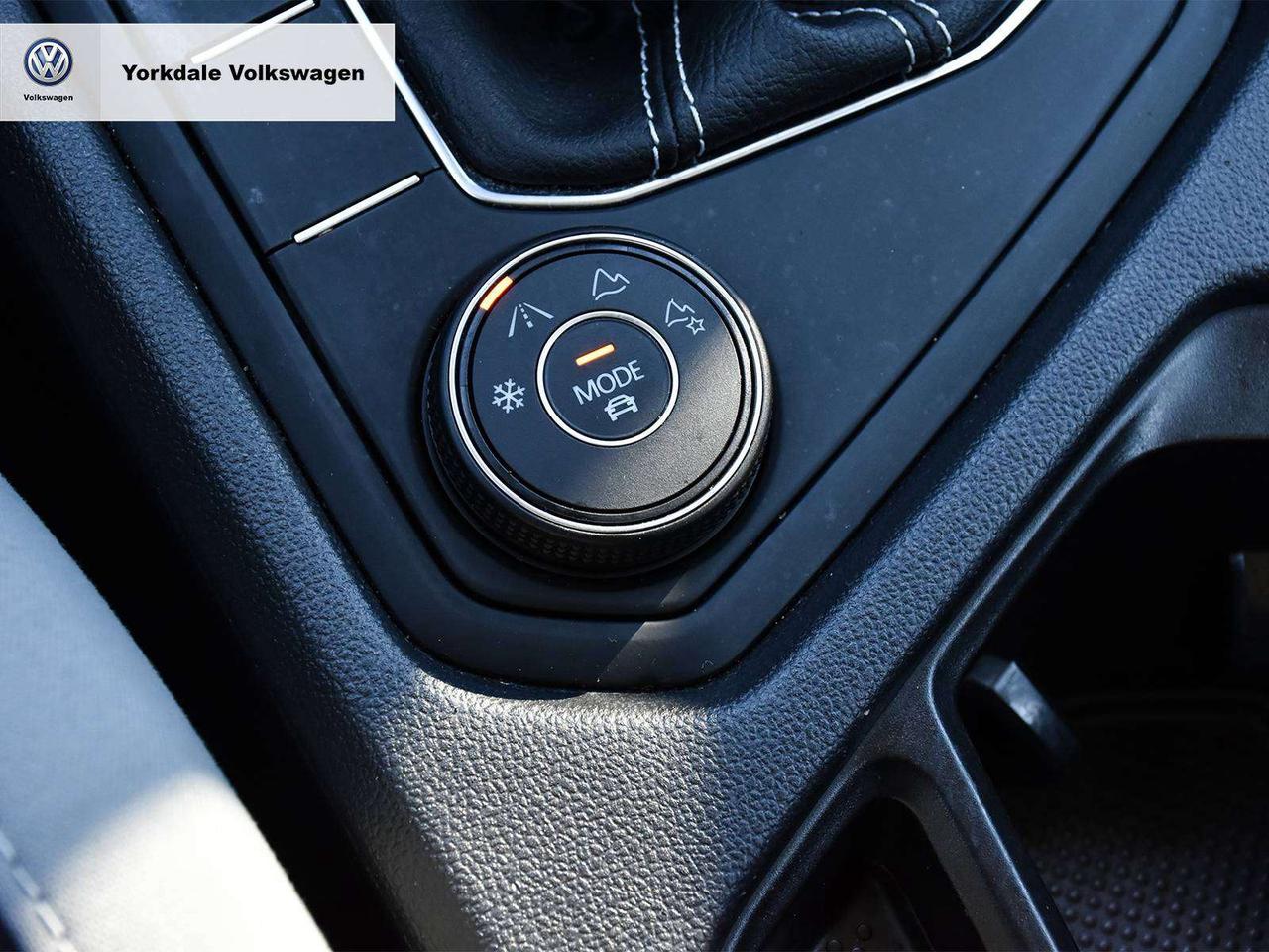 2022 Volkswagen Taos Trendline Photo
