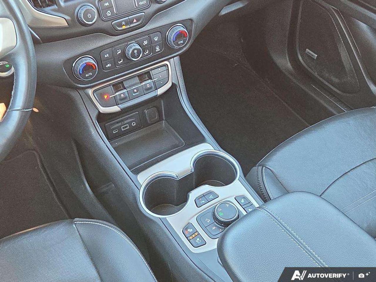 2023 GMC Terrain Denali   NO CLAIMS   ONE OWNER   LTHER Photo