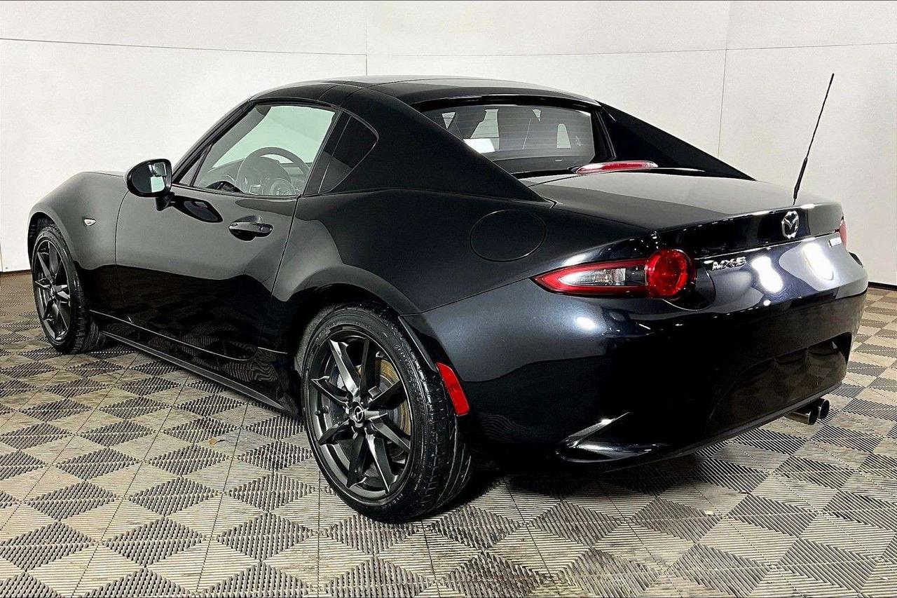 2017 Mazda Others 2DR RETRACTABLE FASTBACK AUTO GS Photo