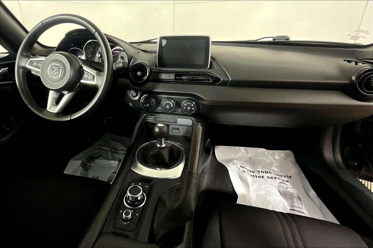 2017 Mazda Others 2DR RETRACTABLE FASTBACK AUTO GS Photo
