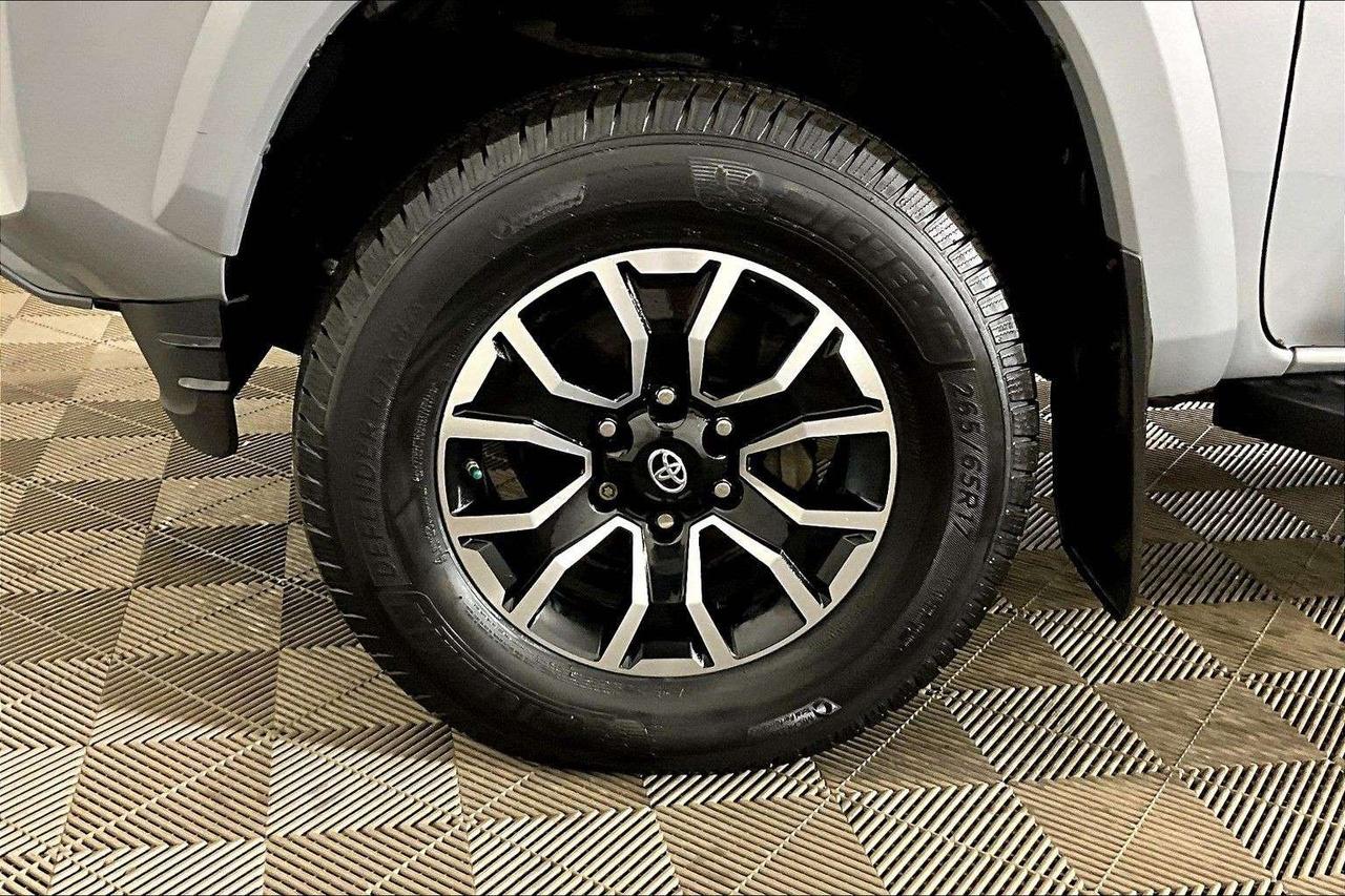 2020 Toyota Tacoma 4x4 Double Cab Auto Photo