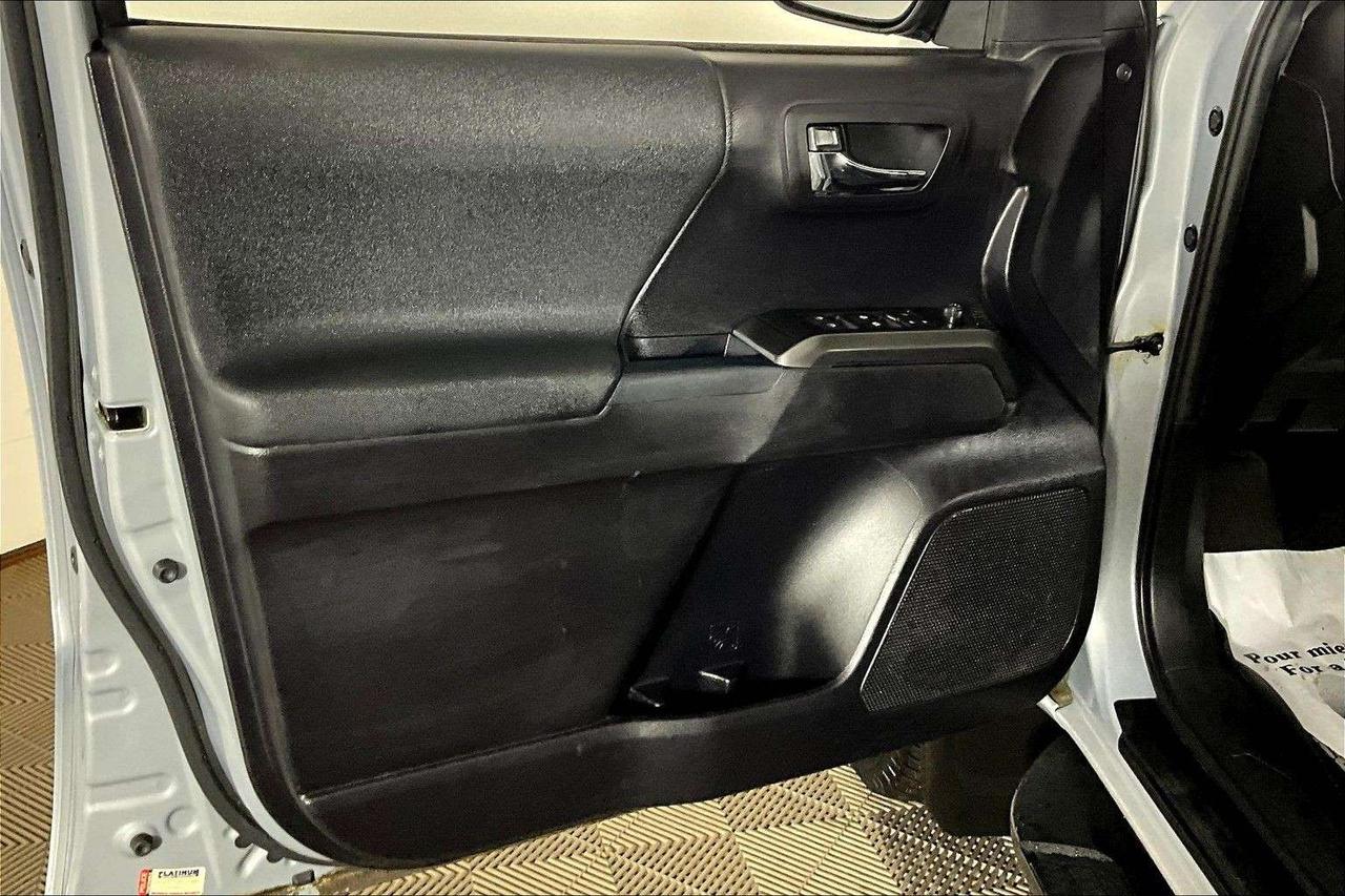 2020 Toyota Tacoma 4x4 Double Cab Auto Photo