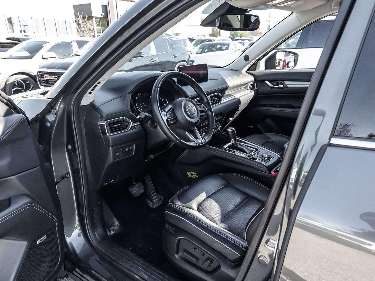 2024 Mazda CX-5 GT Photo
