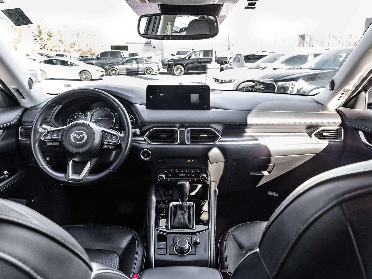 2024 Mazda CX-5 GT Photo