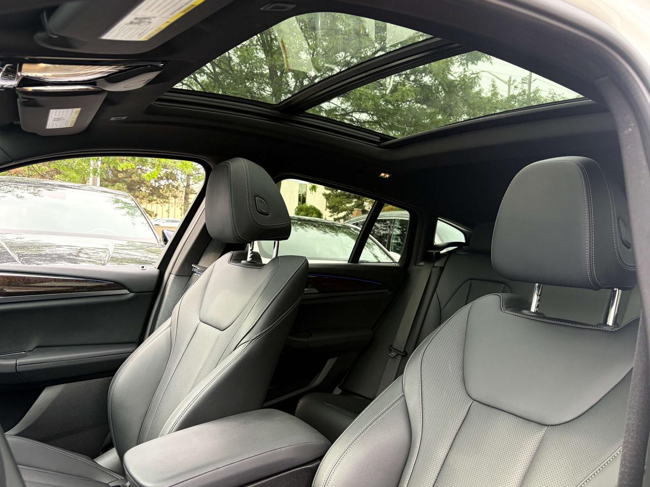 2025 BMW X4 PREMIUM ESSENTIAL,CARPLAY, HEADS UP DISPLAY, NAVI Photo5
