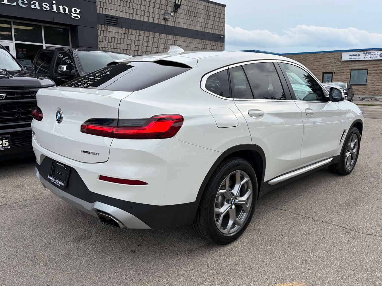 2025 BMW X4 PREMIUM ESSENTIAL,CARPLAY, HEADS UP DISPLAY, NAVI Photo